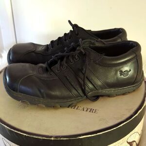 Dr Martin Oxford Lace front Shoes